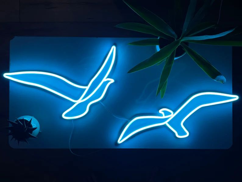 Neon Lovebirds: LED Couple Flying Bird Art Light Sign